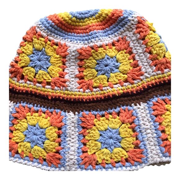 POL Crochet Granny Square Chenille Polyester Bucket Hat One Size NWOT - Picture 9 of 16